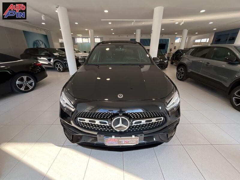 Mercedes-Benz GLA GLA 200 d Automatic Premium *Tetto*Ambient light*