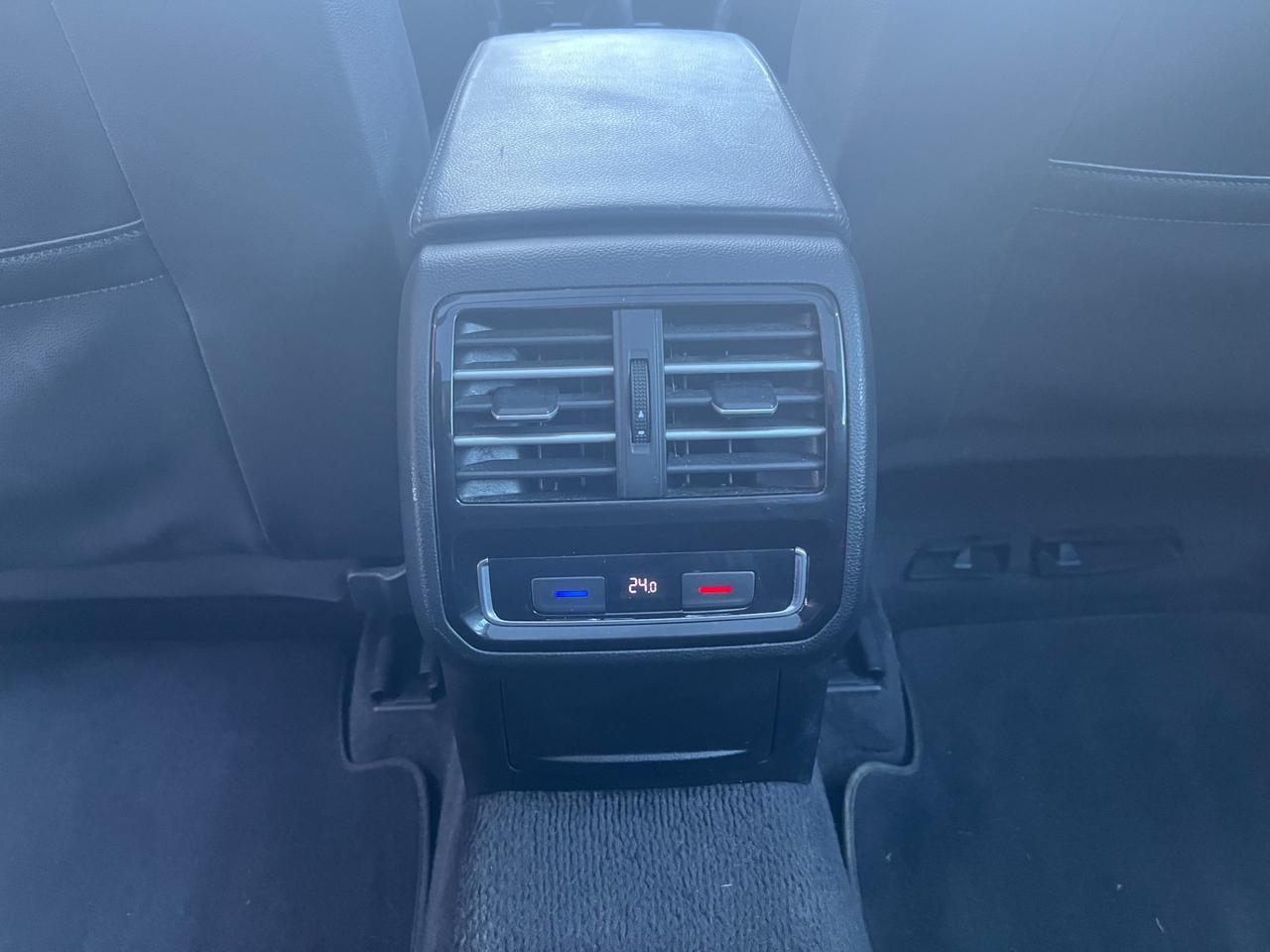 Volkswagen Passat Variant 2.0 TDI 4MOTION Executive BMT