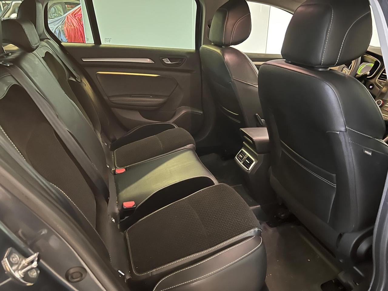 Renault Megane Mégane Sporter 1.6 dCi 130 CV Energy Intens