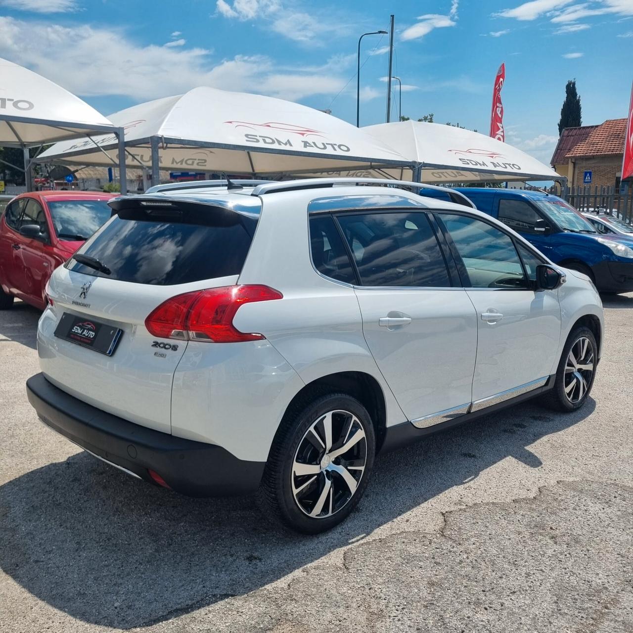 Peugeot 2008 1.6 e-HDi 115 CV Stop&Start Allure
