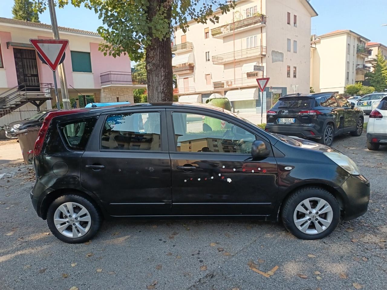 Nissan Note 1.4 16V Visa 2010 ok neo patente