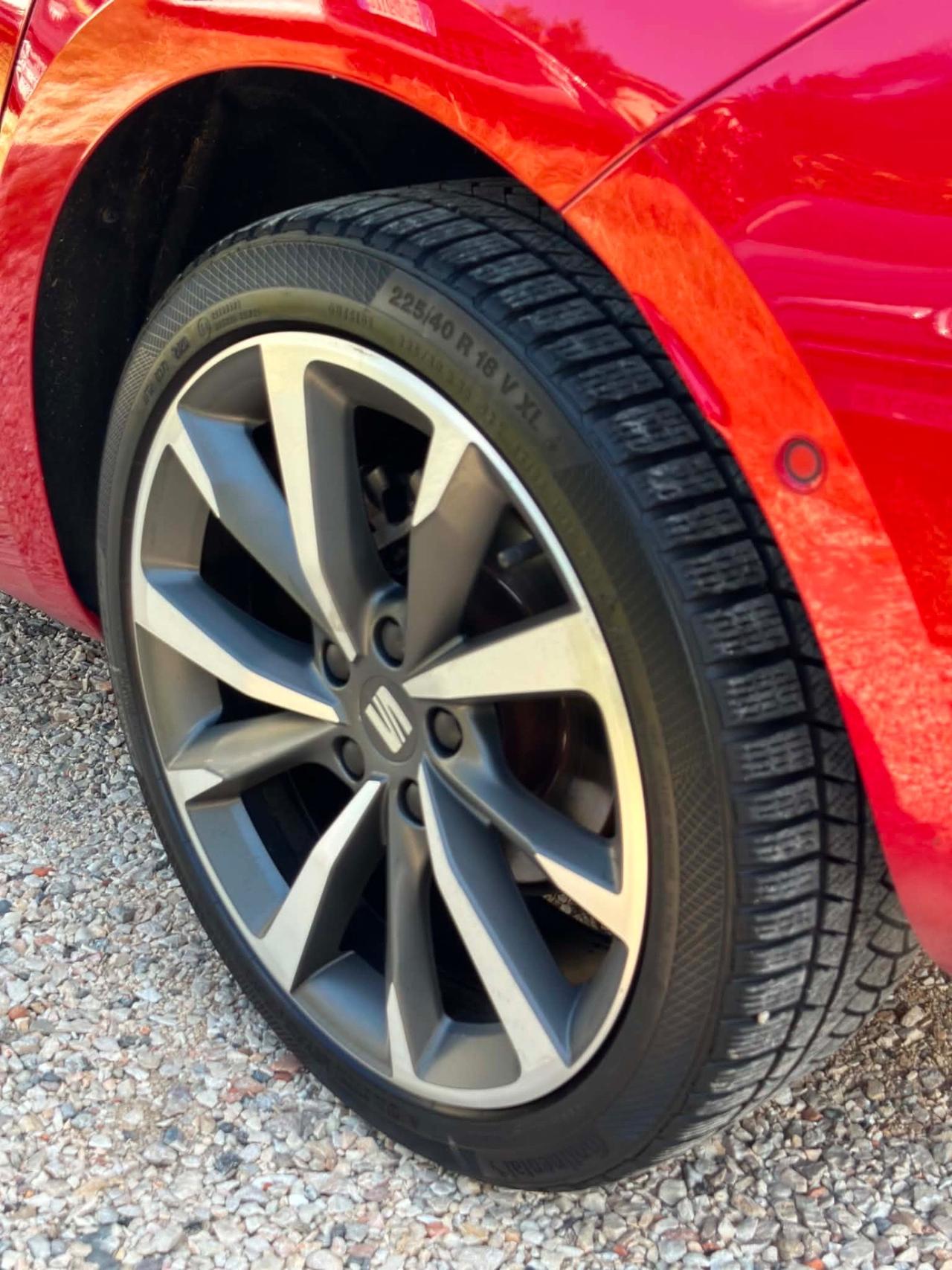 Seat LEON 1.5 eTSI HYBRID FR KMCERT GARANZ UNICOPR