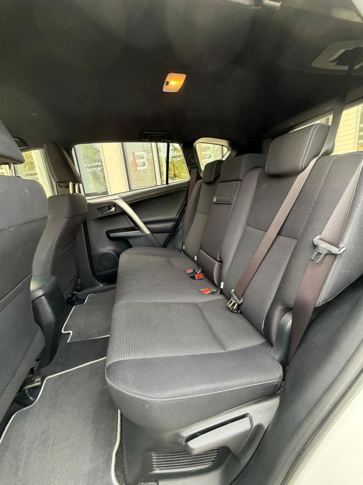 Toyota RAV 4 RAV4 2.5 Hybrid 2WD Active