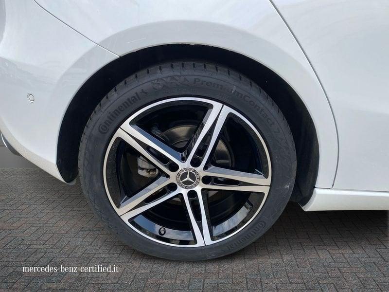 Mercedes-Benz Classe A A 200 d Sport Night edition auto