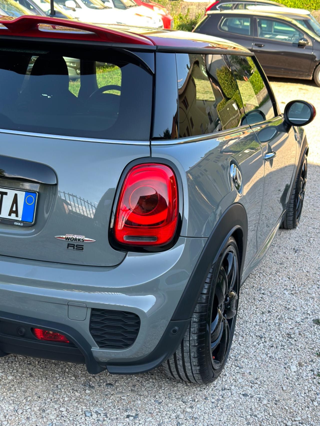 Mini COOPER JCW 233CV FULLOPT KMCERT UNICOPR