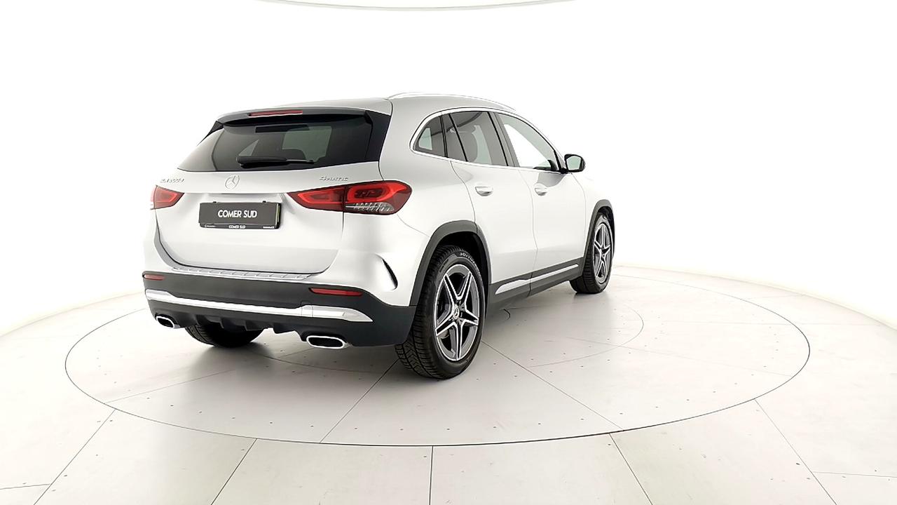 Mercedes-Benz GLA-H247 2020 - GLA 200 d Premium 4matic auto