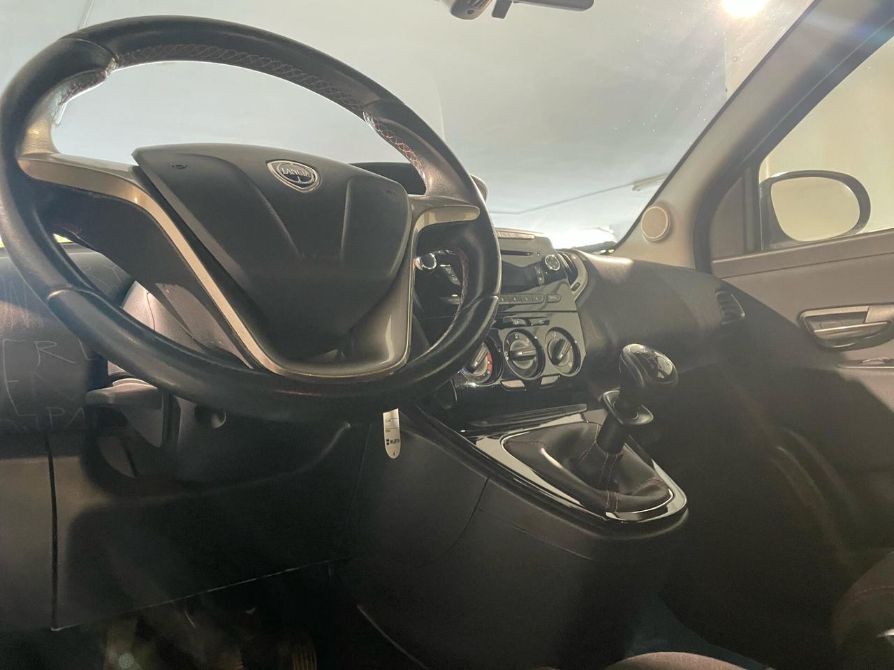 Lancia Ypsilon 0.9 Metano Ecochic NEOPATENTATI