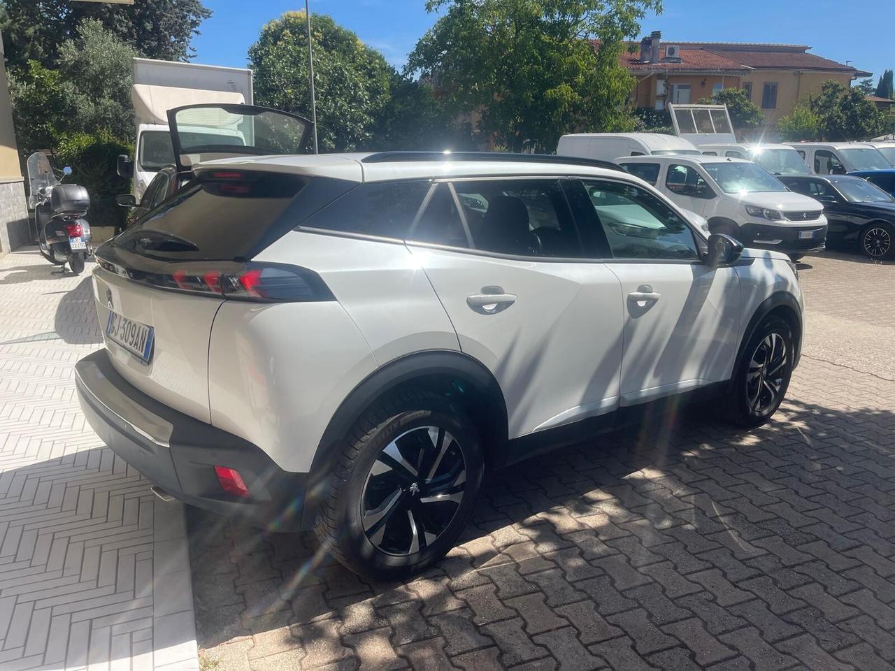 Peugeot 2008 BlueHDi 110 S&S Allure Pack