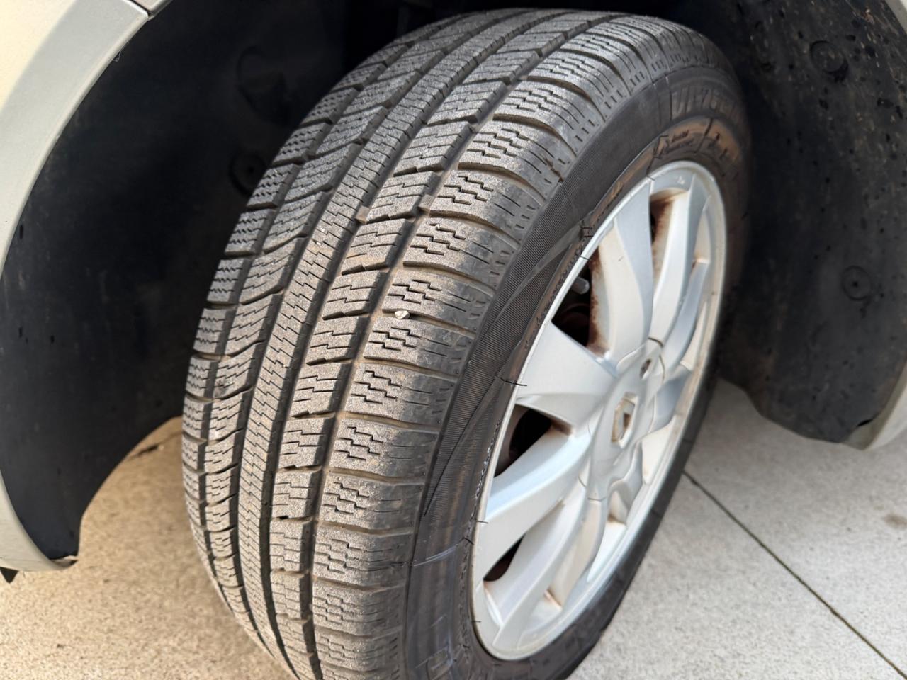 Renault Scénic 1.6 benzina euro4 spaziosa neopatentati