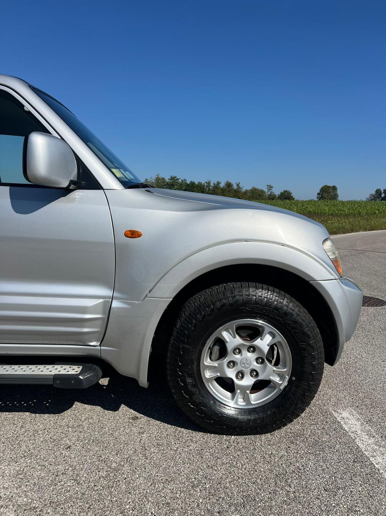 Mitsubishi Pajero 3.2 16V DI-D 3p. GLS