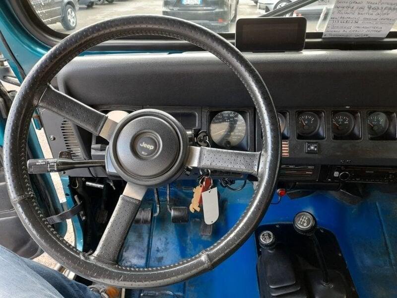 Jeep Wrangler Wrangler 2.5 cat Sport