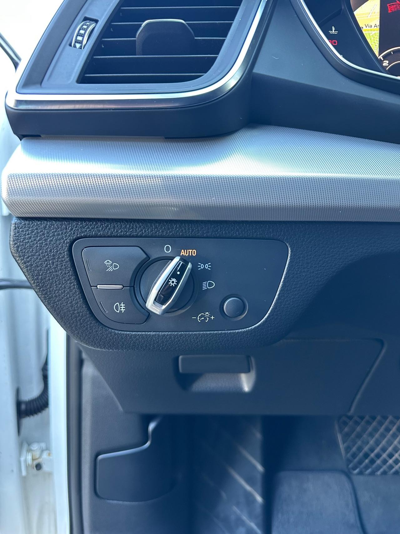 Audi Q5 2.0 TDI 190 CV quattro S tronic Business Sport