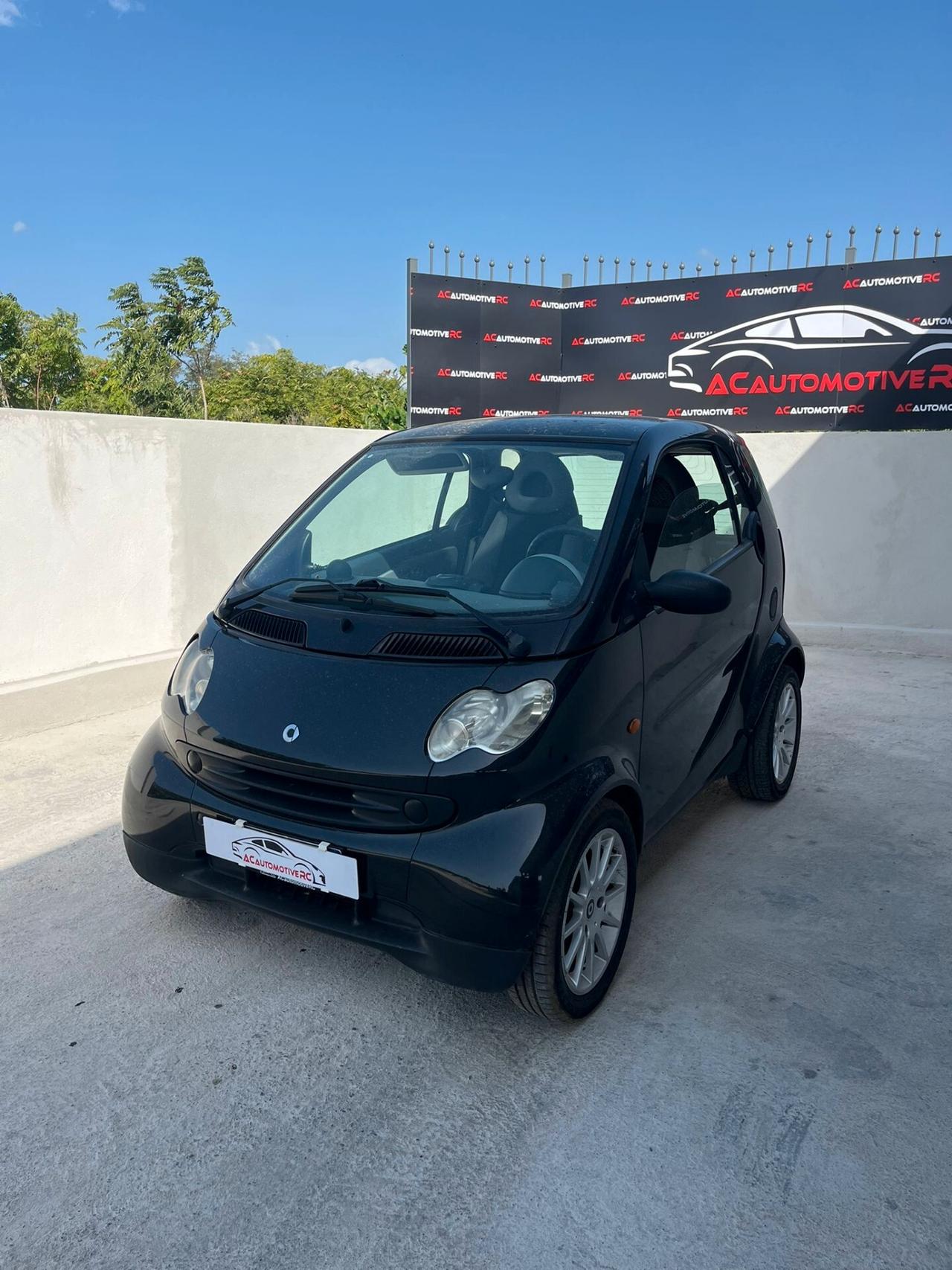 Smart ForTwo 700 coupé pure (45 kW)