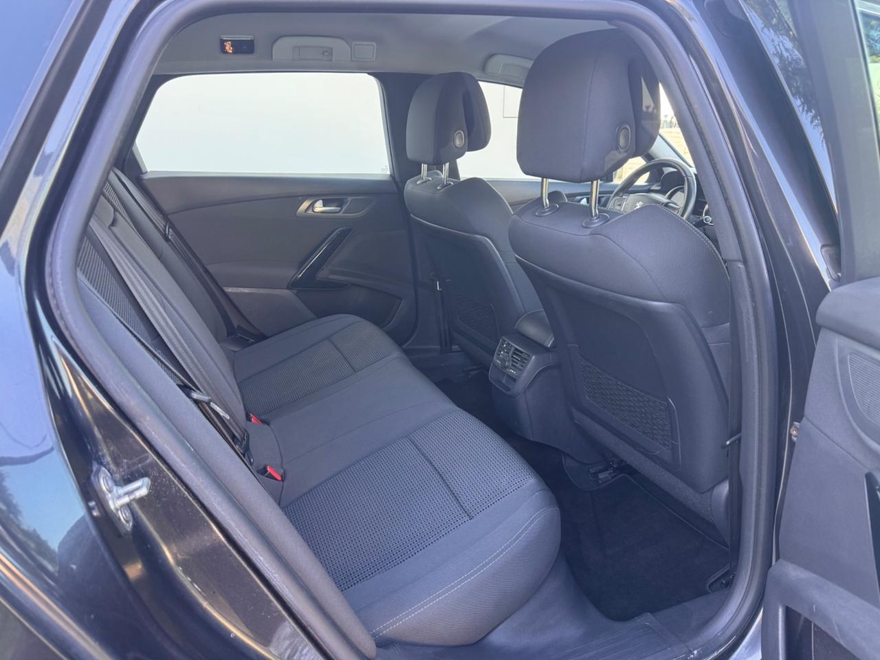 Peugeot 508 2.0 HDi 140 CV SW Allure OK NEOPATENTATI