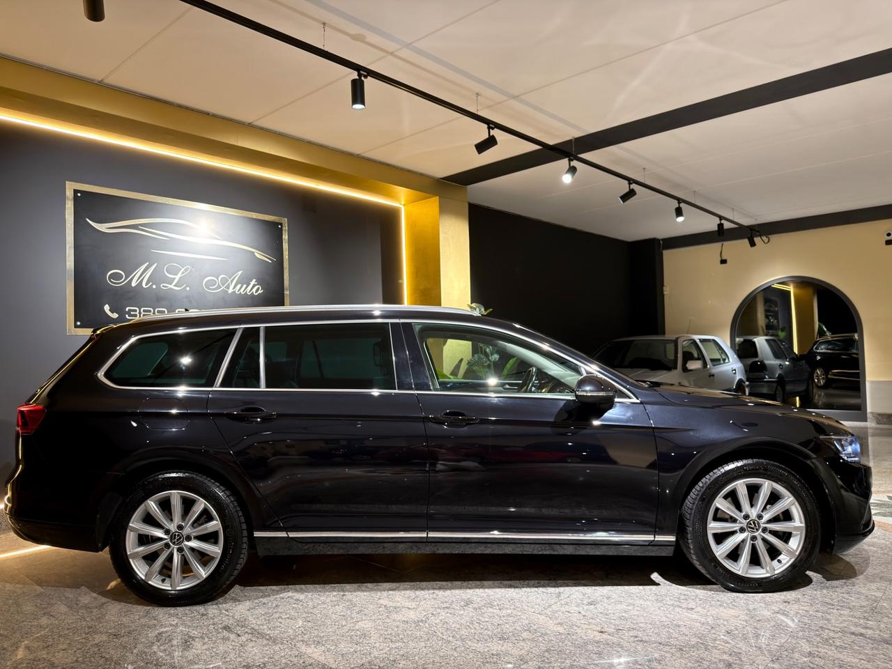 Volkswagen Passat 2.0 TDI DSG Business *IVA ESPOSTA - DETRAIBILE*
