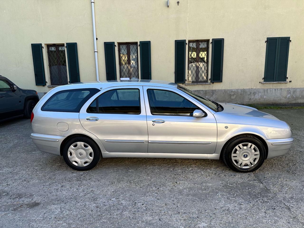 Lancia Lybra 1.8i 16V VVT cat Station Wagon
