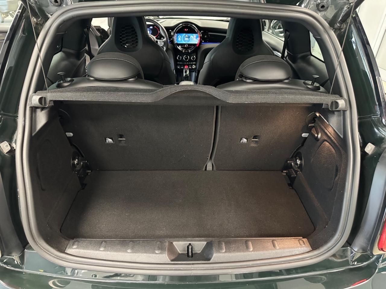Mini John Cooper Works 3p 2.0 JCW auto