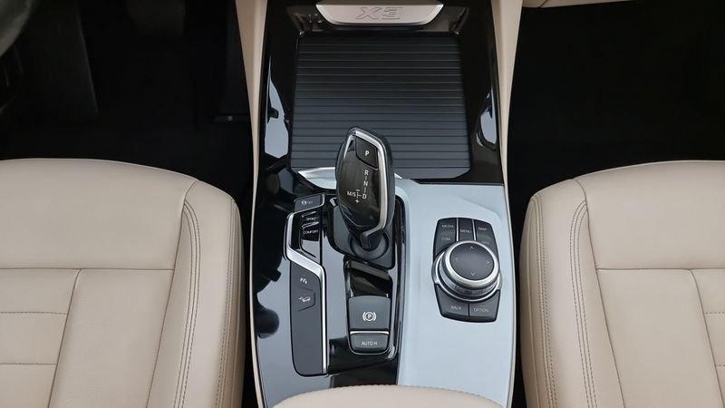 BMW X3 xDrive25d Business Advantage