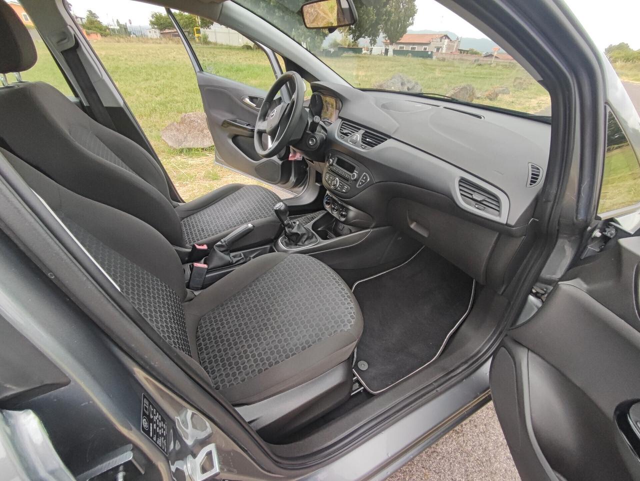 Opel Corsa 1.2 5 porte b-Color