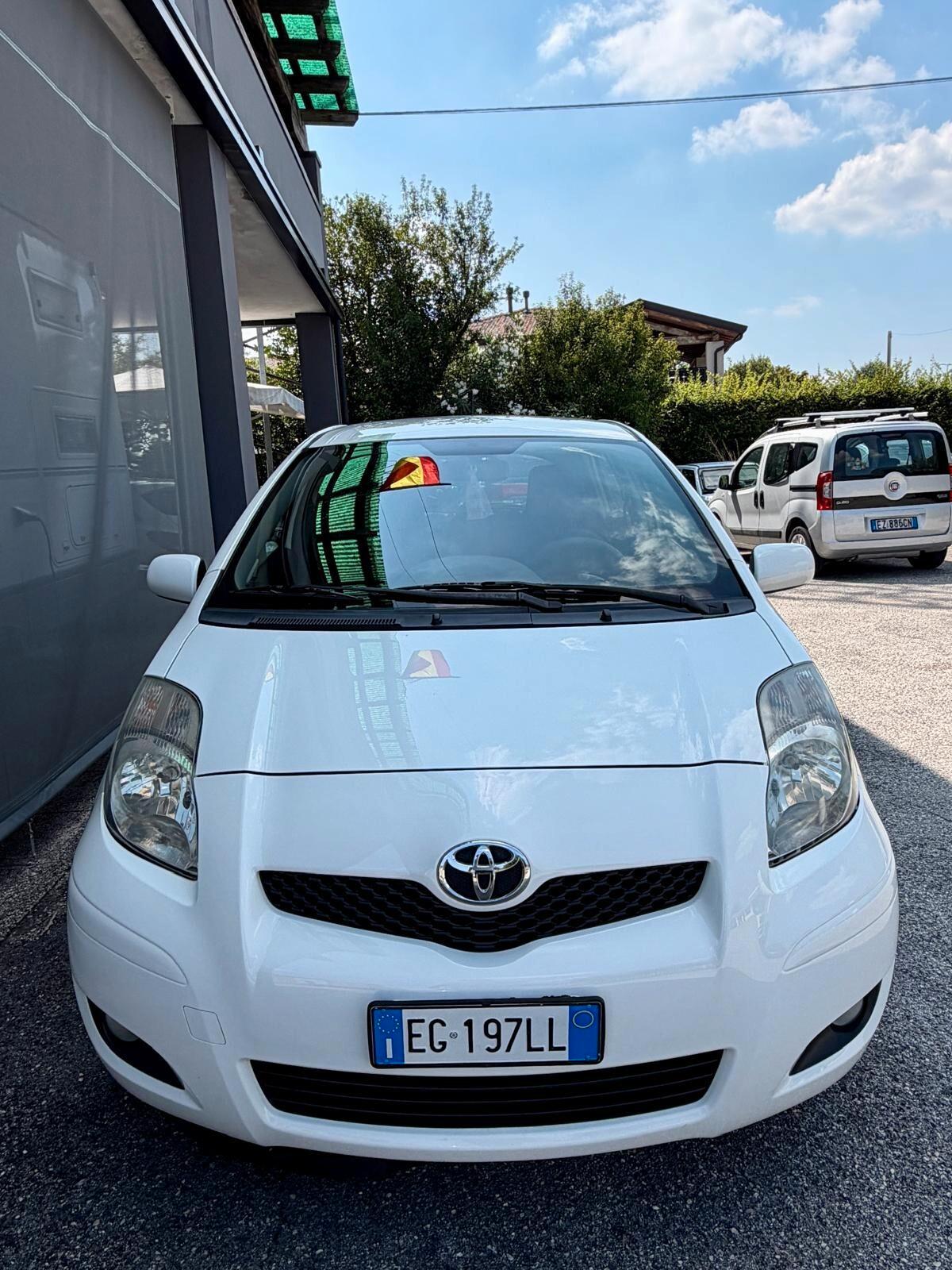Toyota Yaris 1.4 D-4D DPF 5 porte M-MT Sol