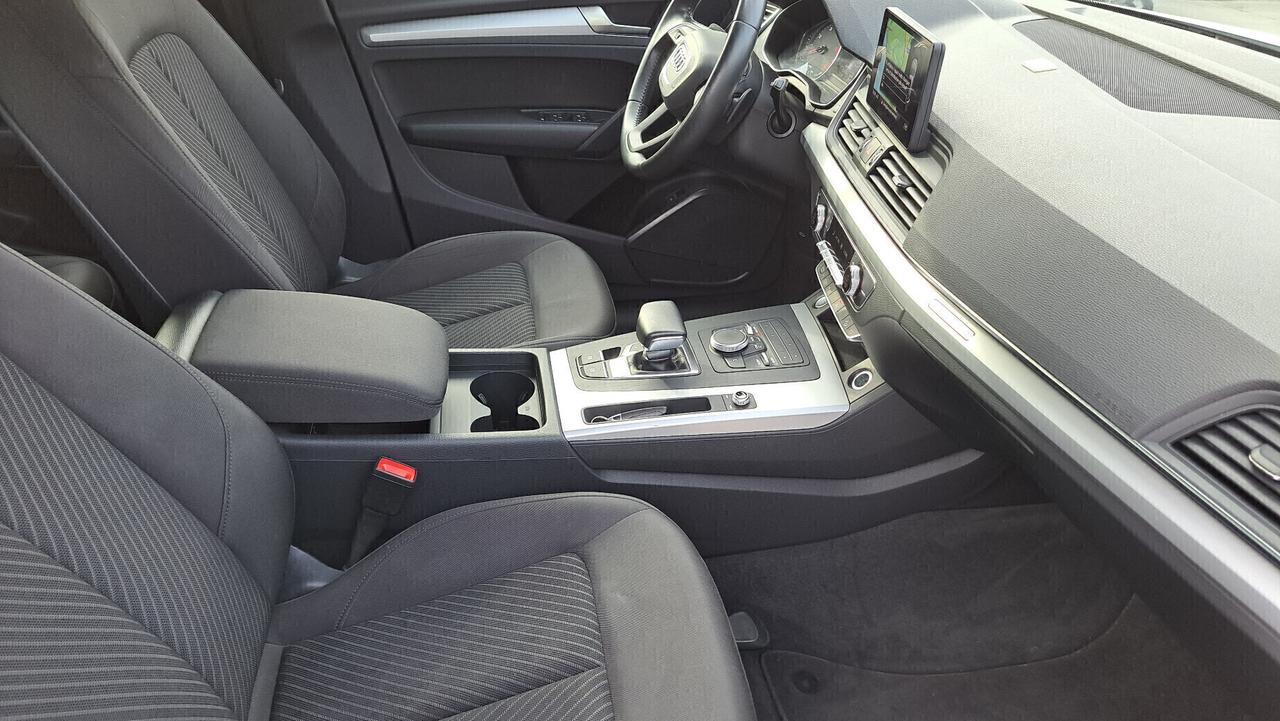 Audi Q5 TDI quattro 2.0 TDI S tronic 163cv