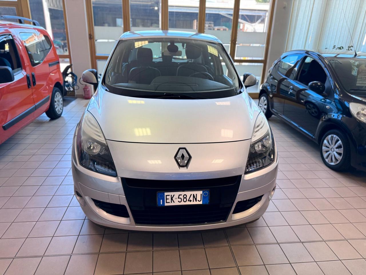 Renault Scenic Scénic X-Mod 1.5 dCi 110CV Luxe