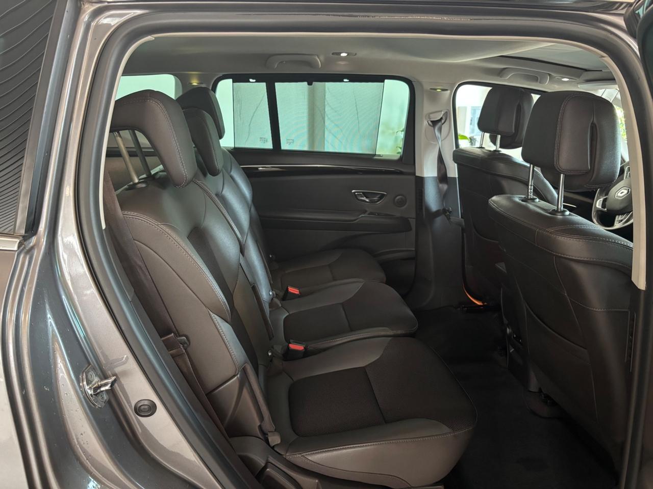 Renault Espace dCi 160CV EDC Energy Initiale Paris 4Control