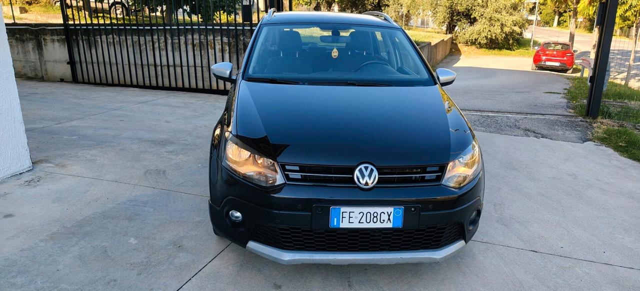 Volkswagen Polo CROSS 1.4 TDI 90 CV DSG