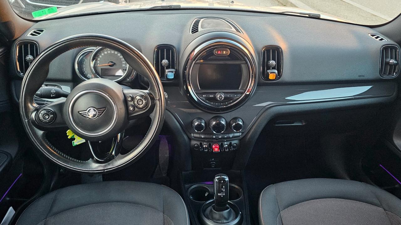 Mini Cooper Countryman 1.5 One D Hype