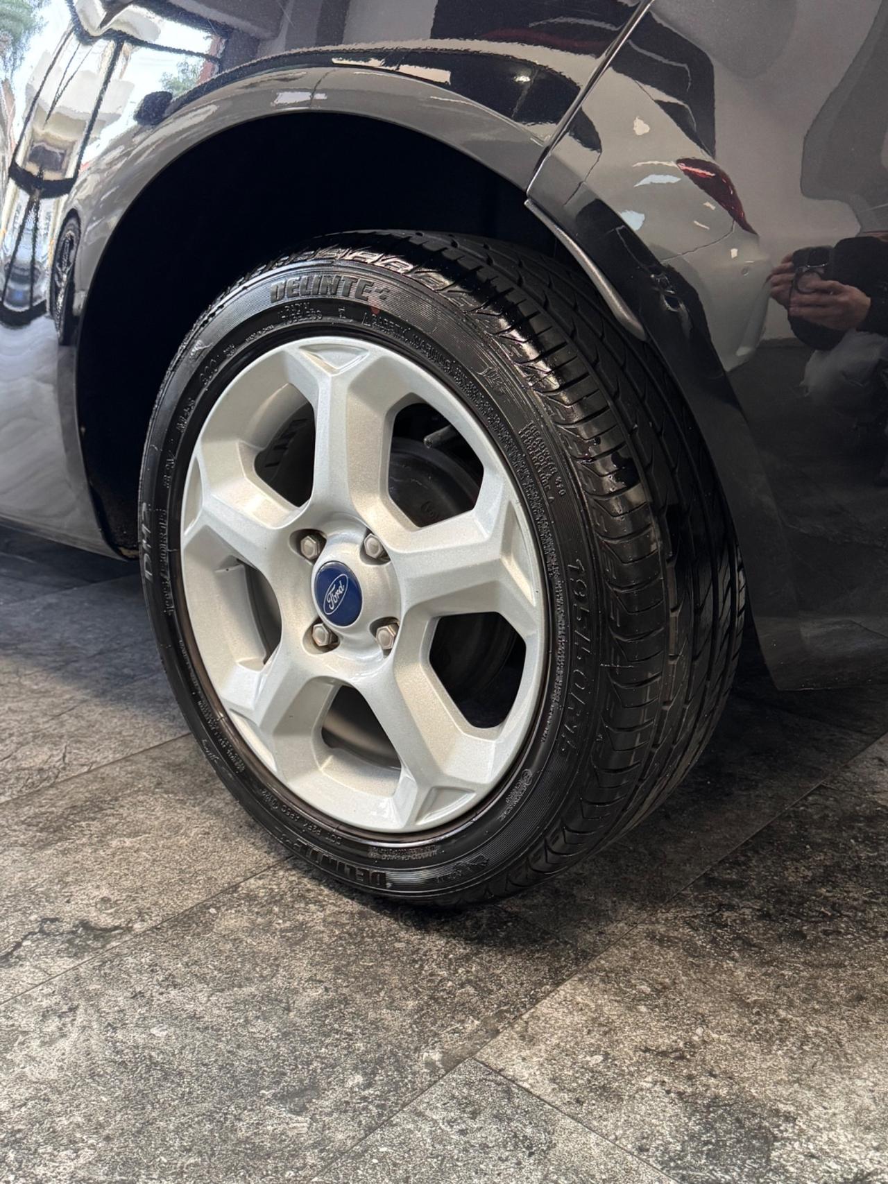 Ford Fiesta 1.4 TDCi 70CV Titanium 49.000 KM