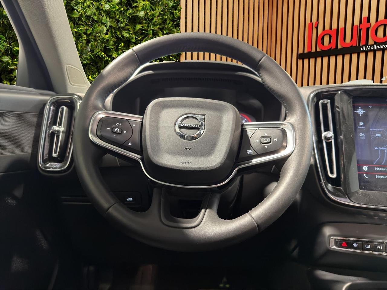 Volvo XC40 150cv aut. TETTO BELLISSIMA