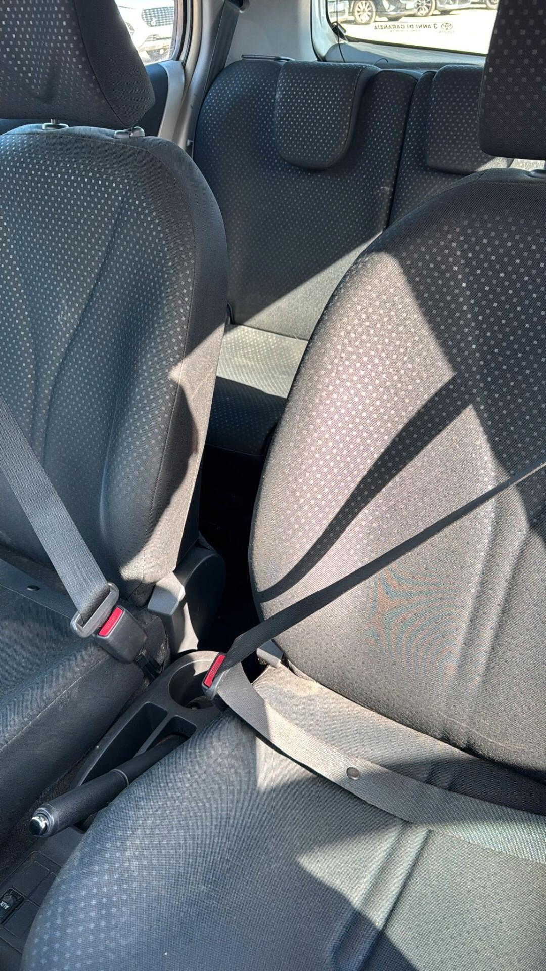 Toyota Yaris 1.0 5 porte Sol GPL