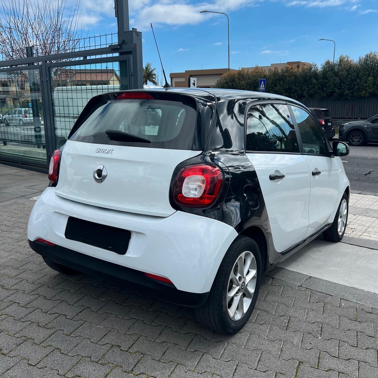 Smart ForFour 70 1.0 Prime