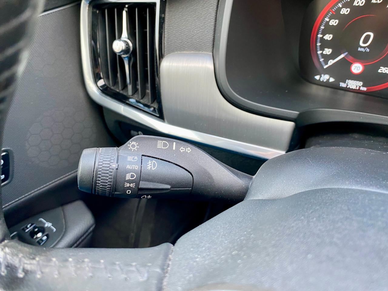 Volvo V90 2.0 d4 Kinetic geartronic 190cv