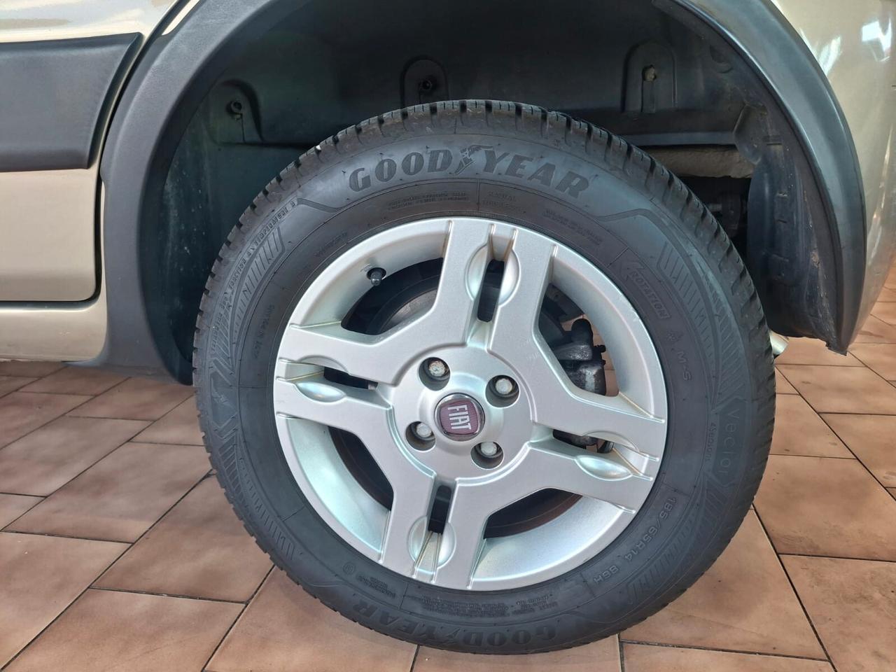 Fiat Panda 1.3 mjt 16v 4x4*NEOPATENTATI