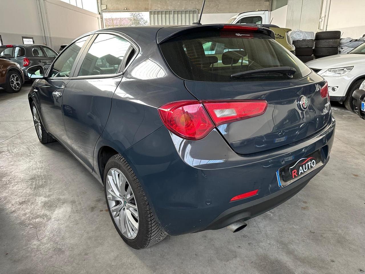 Alfa Romeo Giulietta 1.6 JTDm TCT 120 CV C. AUTOMATICO