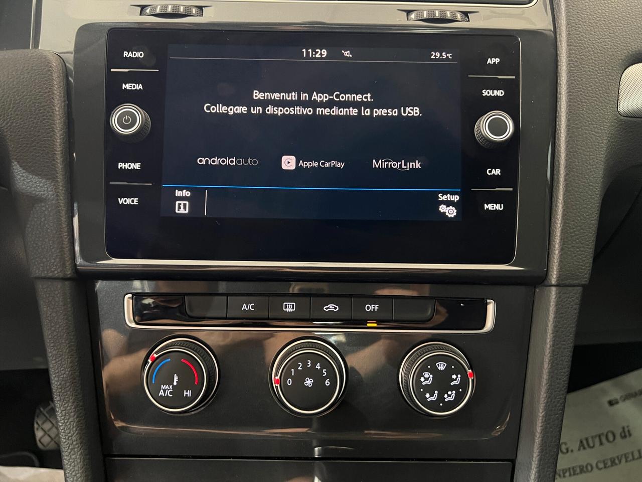 Volkswagen Golf 1.6 116 CV - EXECUTIVE - 2019