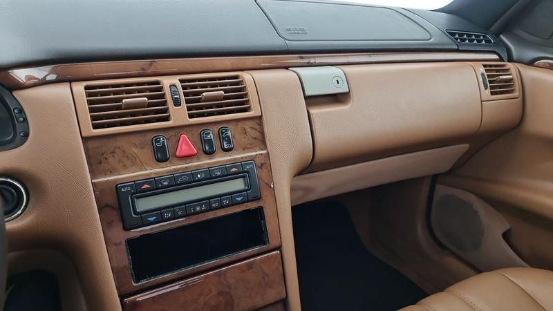 Mercedes-Benz Classe E E 300 turbodiesel cat Elegance