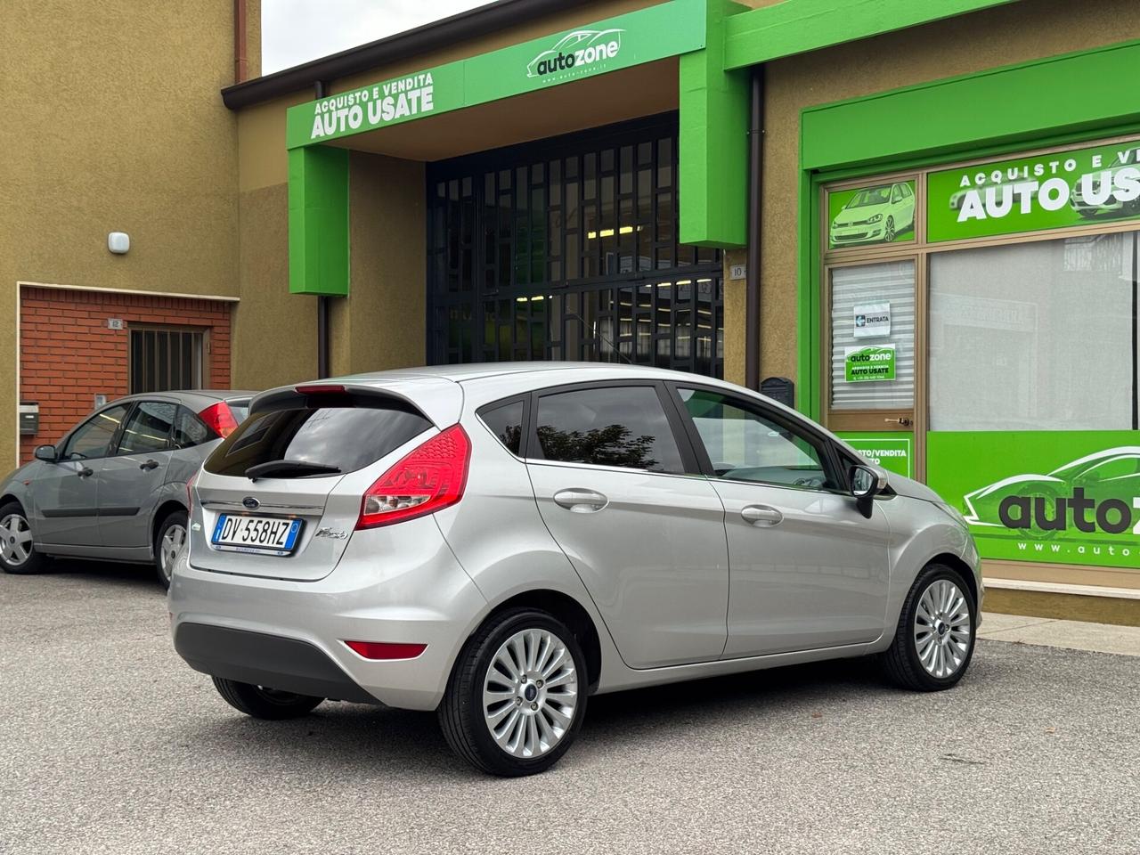 FORD FIESTA 1.2 – SOLO 71.700 KM NEOPATENTATI