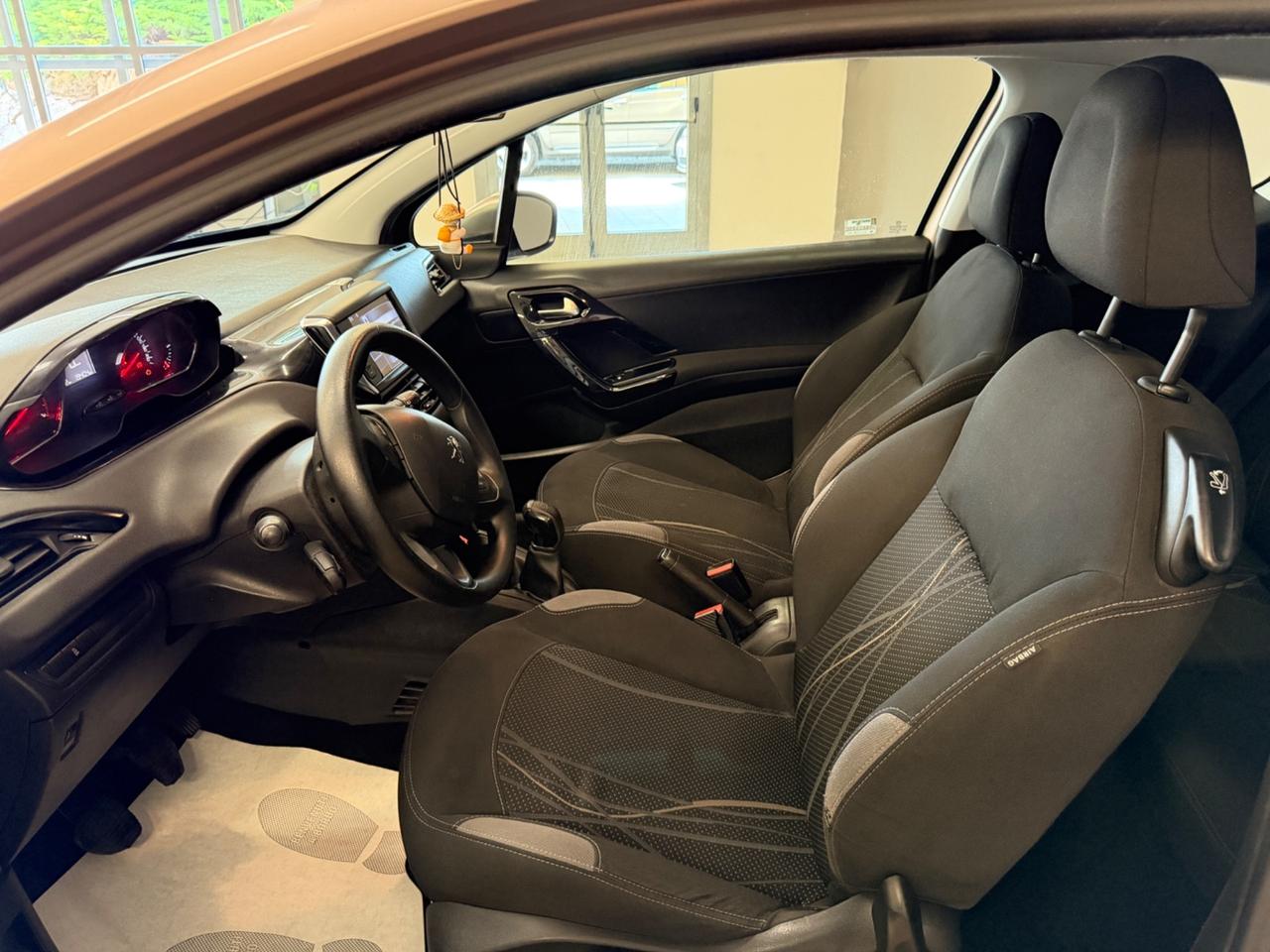 Peugeot 208 1.2 VTi Allure