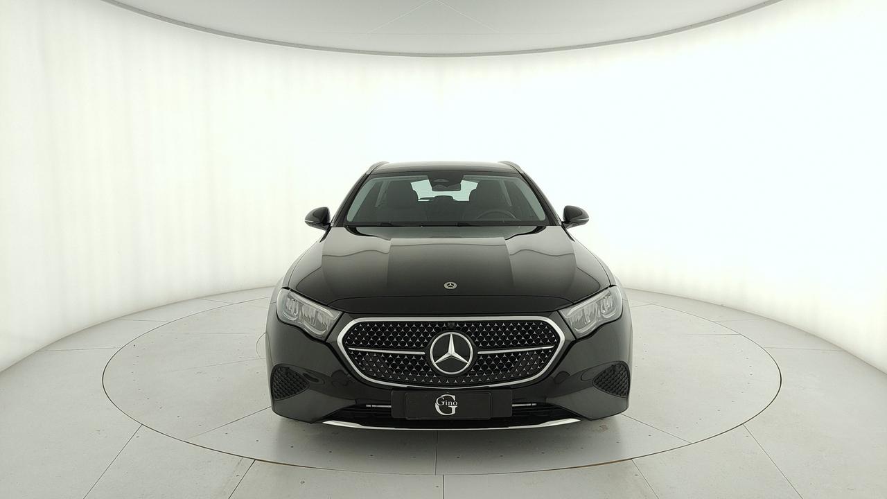 Mercedes-Benz E SW 200 d Advanced auto