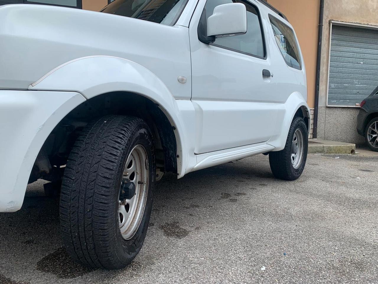 Suzuki Jimny 3 serie 1.3 benz 4x4 Unicoprop.
