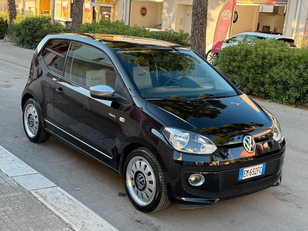 Volkswagen up! 1.0 75CV *Black - 2012
