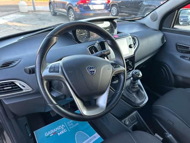 Lancia Ypsilon 1.0 firefly hybrid Gold "Km 44.000"