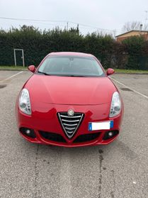 Alfa Romeo Giulietta 2.0 JTDM - PELLE - 12 MESI DI GARANZIA -
