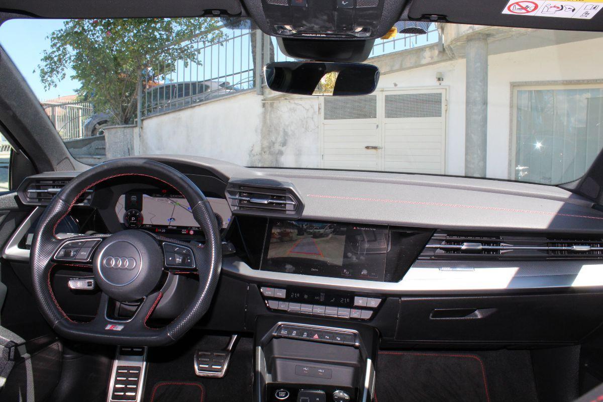 AUDI - A3 - SPB 30 TDI S tronic S line edition