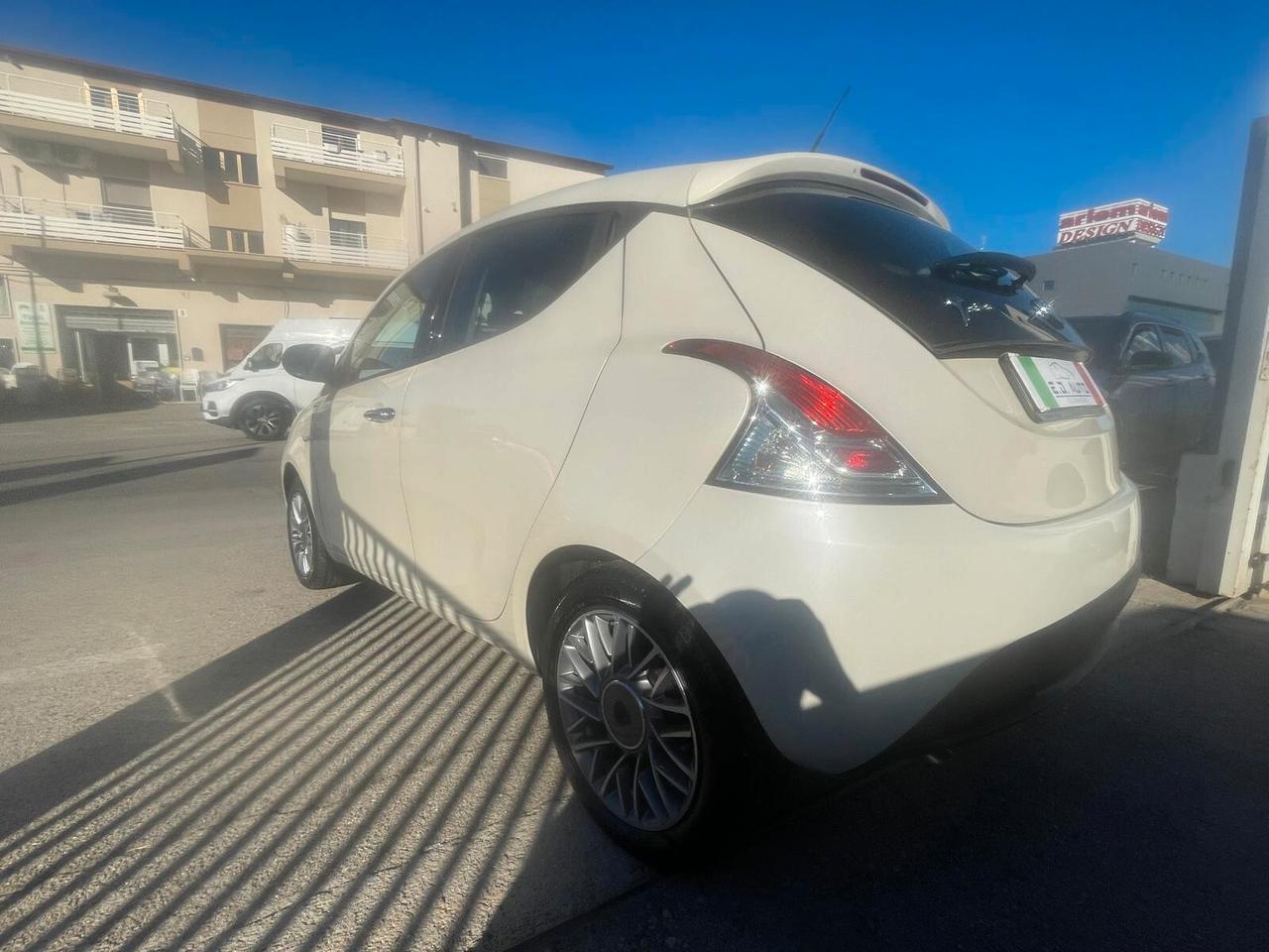 Lancia Ypsilon 1.3 MJT 16V 95 CV 5 porte S&S Platinum