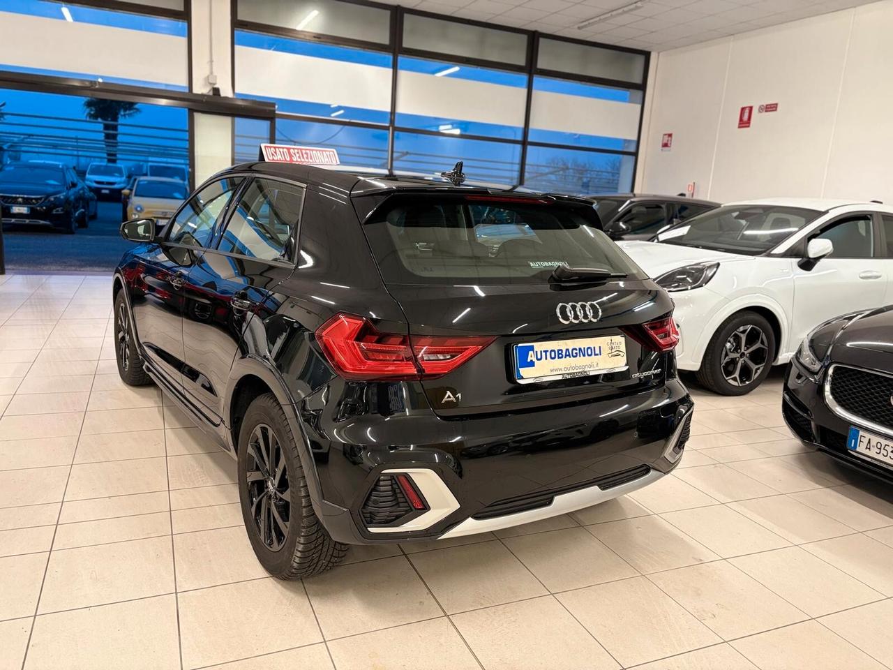 Audi A1 citycarver 30 1.0 TFSI S tronic UNICO PR.