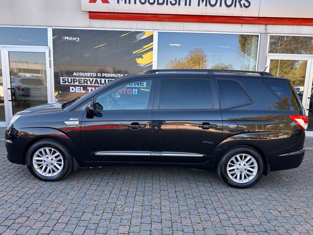 Ssangyong Rodius 2.0 Xdi 4WD A/T