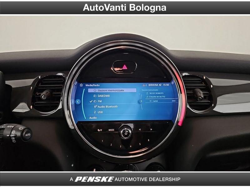 MINI Mini 5 porte Mini 5p 1.5 One Essential 102cv auto